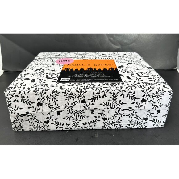 SKULL & BONES Cotton KING SHEET SET Skulls Spiders Bats Cat Ghosts Moons NIB NEW - Picture 7 of 7